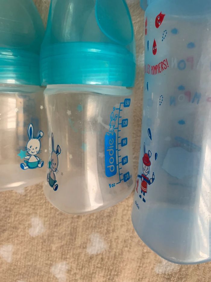 Lot 4 biberons dodie initiation 0-6 mois 150ml et dodie 330ml 😺 - photo numéro 7