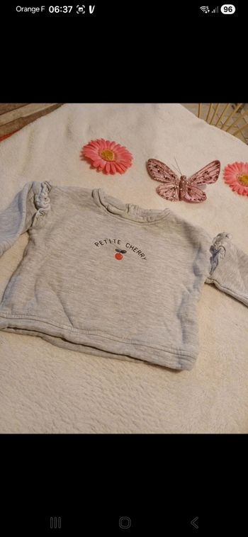 Sweat bébé taille 12 mois