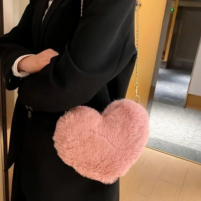 Sac coeur rose fausse fourrure - photo numéro 5