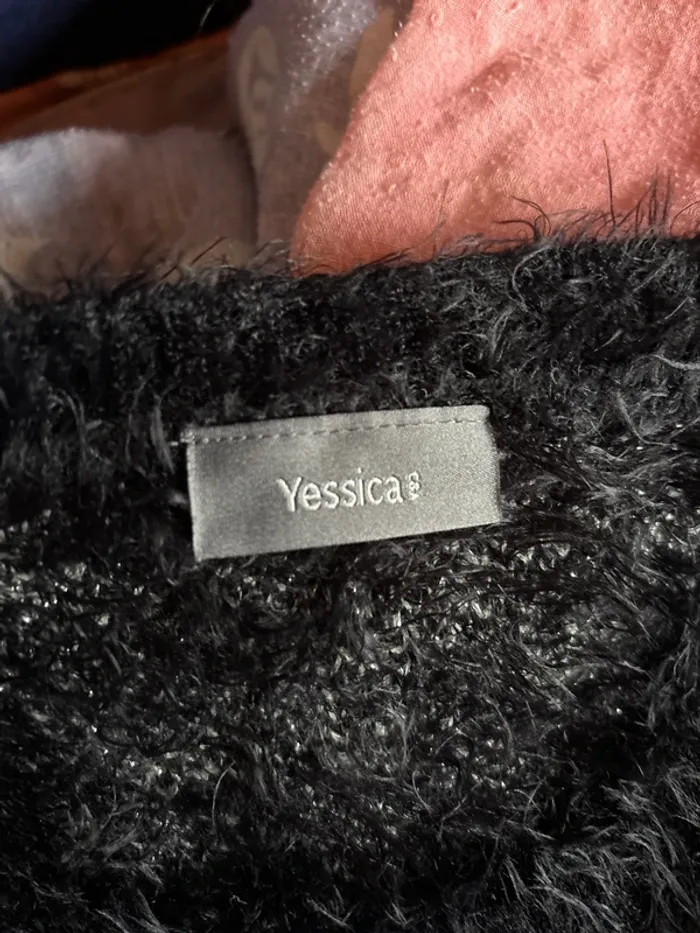 Zwarte zachte trui met print - photo numéro 2