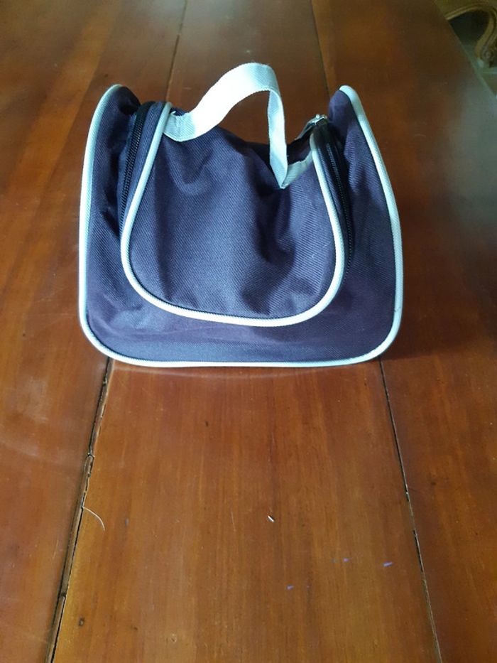 Trousse de toilette