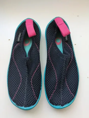 Chaussures aquatiques