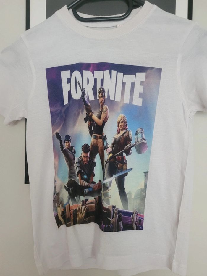 T Shirt Fortnite - photo numéro 2