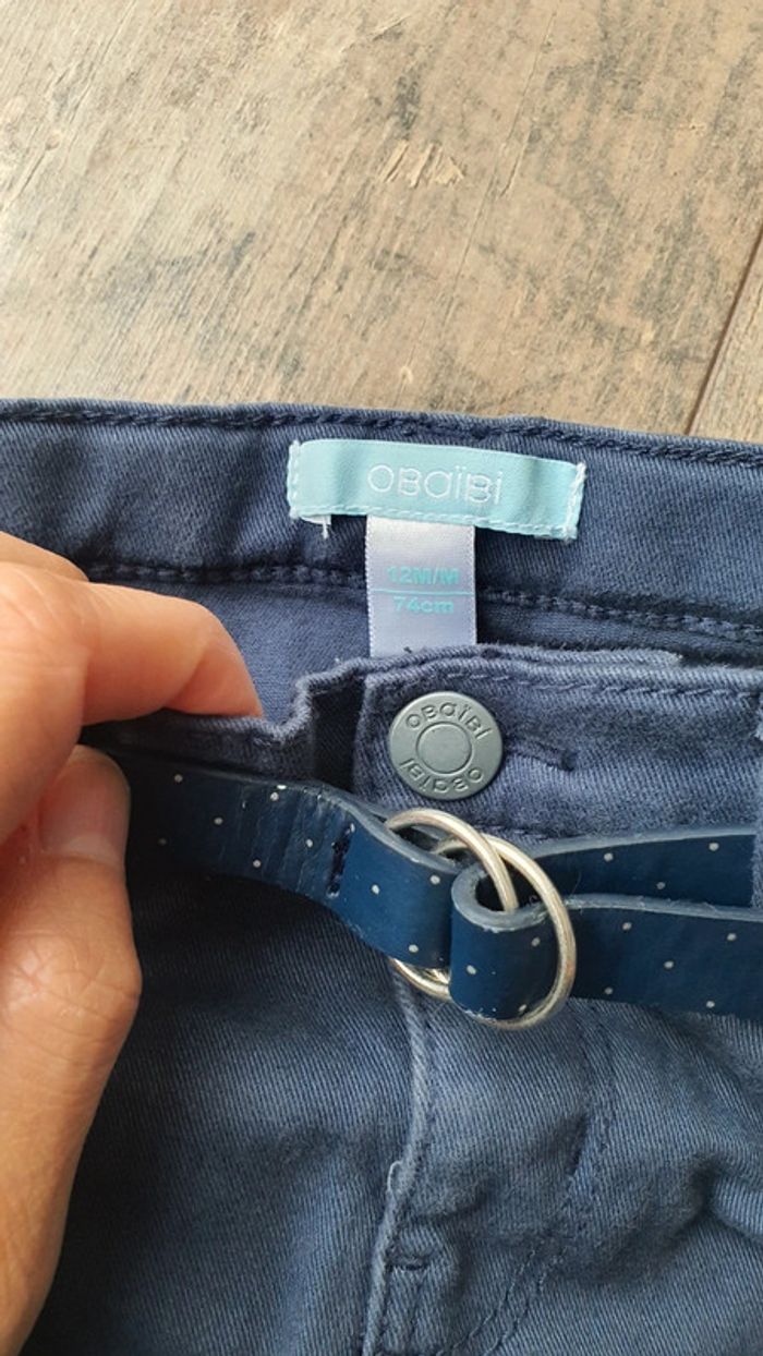 Pantalon et ceinture Obaïbi 12 mois en très bon état - photo numéro 2