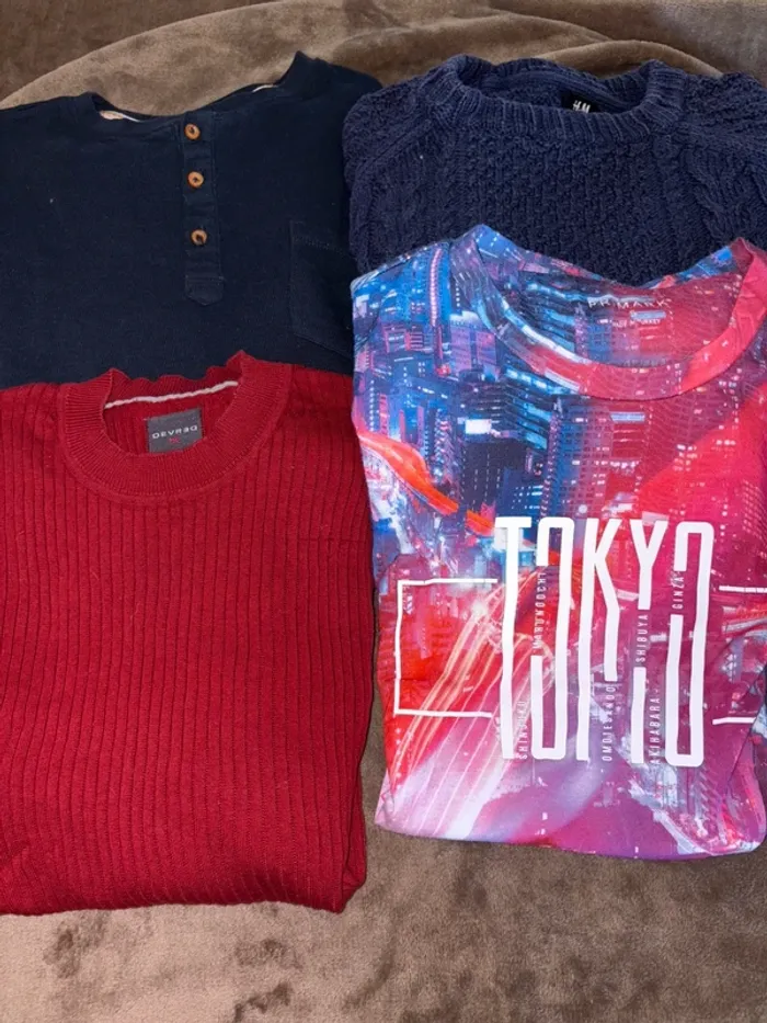 Lot de 4 vêtements homme taille S en très bon état