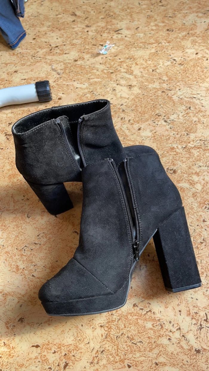 Jolies bottines pointure38 - photo numéro 4