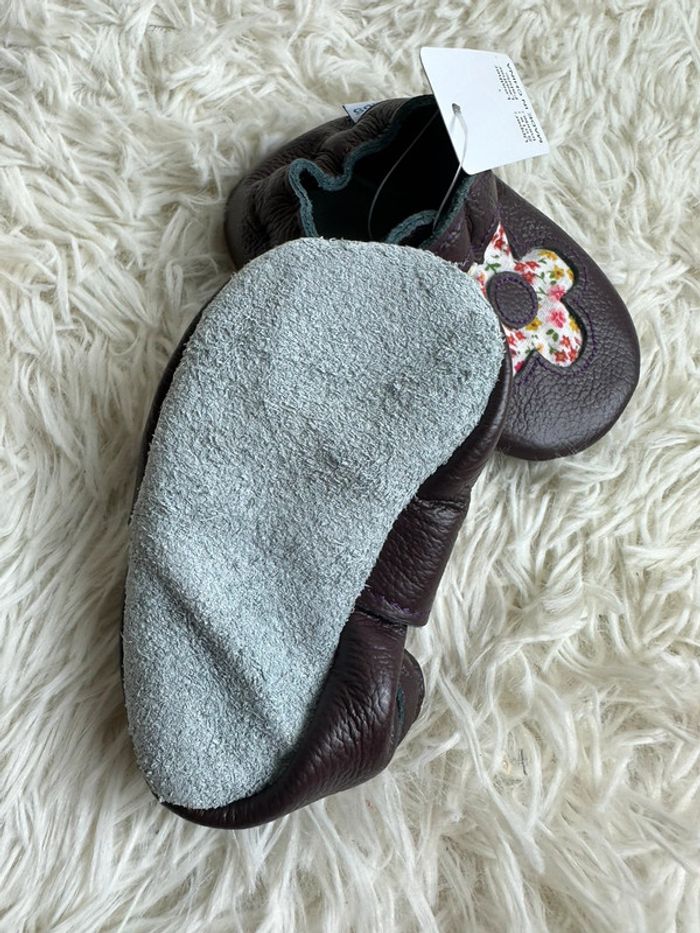 Paire de chaussons en cuir violet taille 19-20 Yihakids - photo numéro 3
