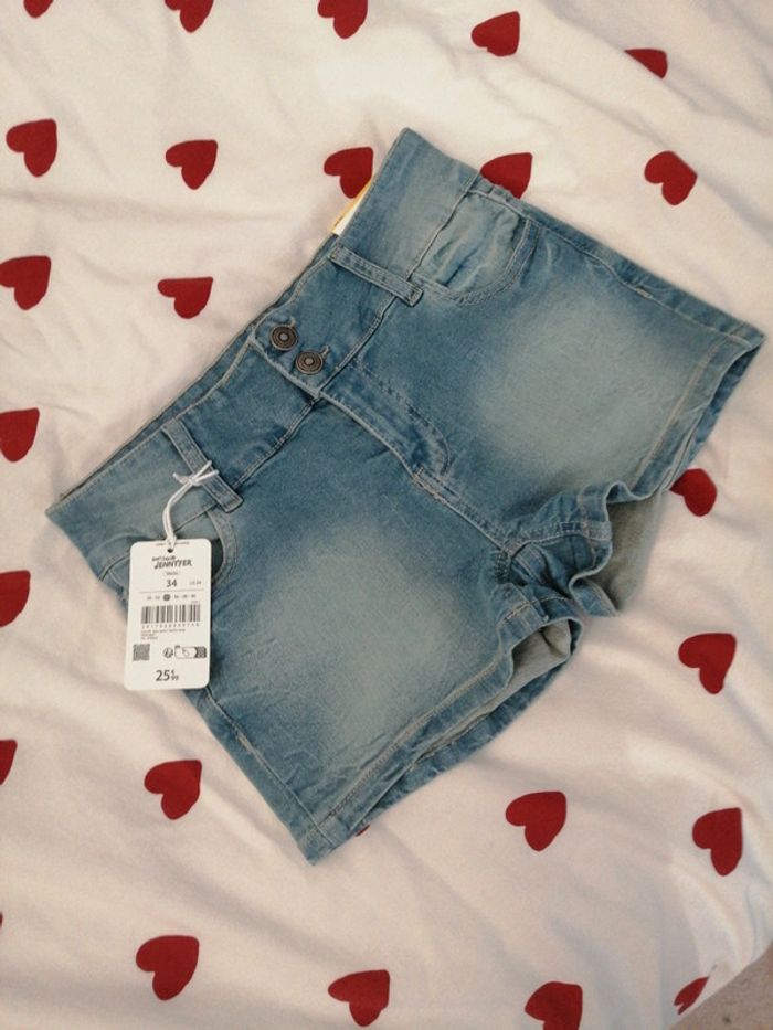Short taille basse - photo numéro 2