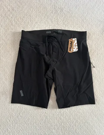 Short IXS
