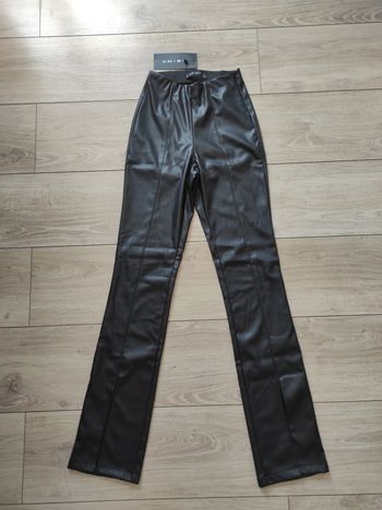 Pantalon fendu simili cuir Amisu noir