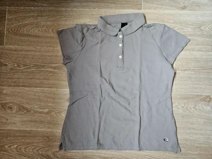 Polo gris