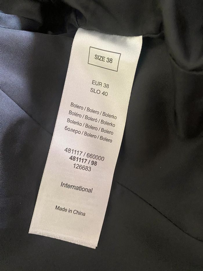 Blazer / Boléro Orsay Taille 38 - photo numéro 3