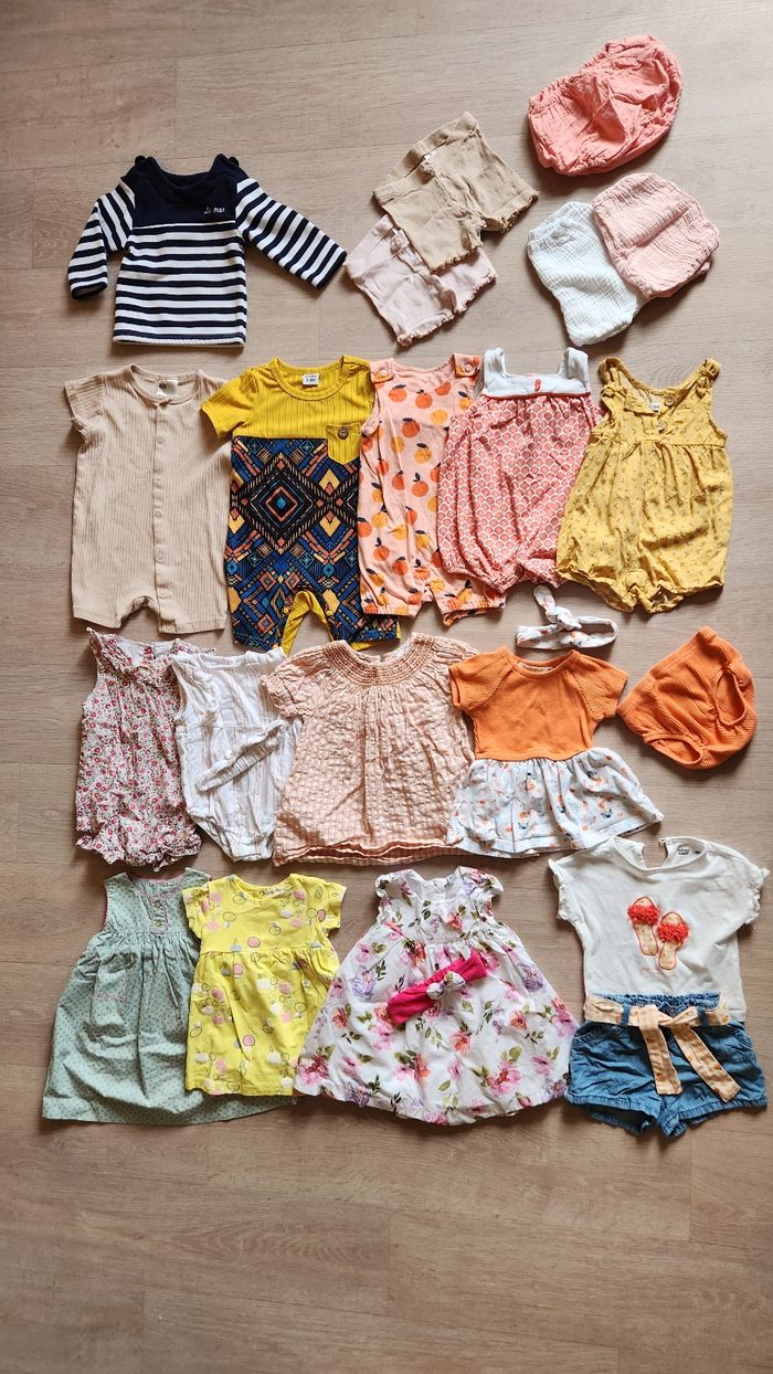 Lot vêtements fille – Taille 6 mois – 24 pièces