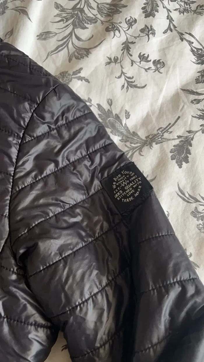 Veste ikks réversible blanc ou noir - photo numéro 5