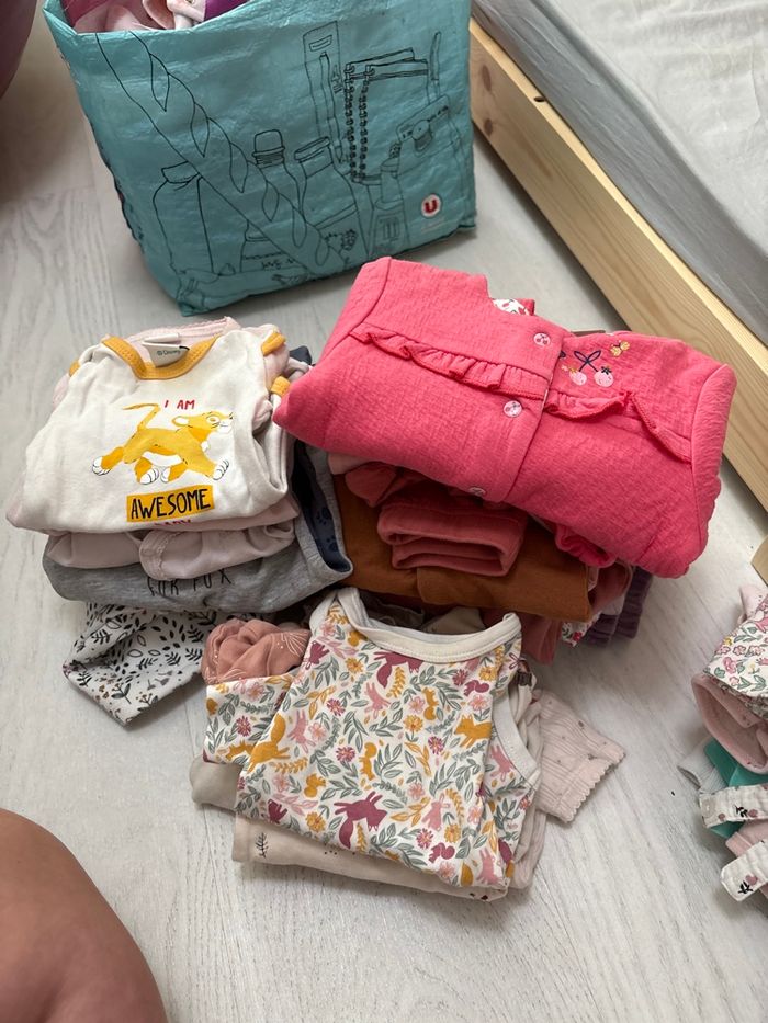 Lots de vêtements bébé fille