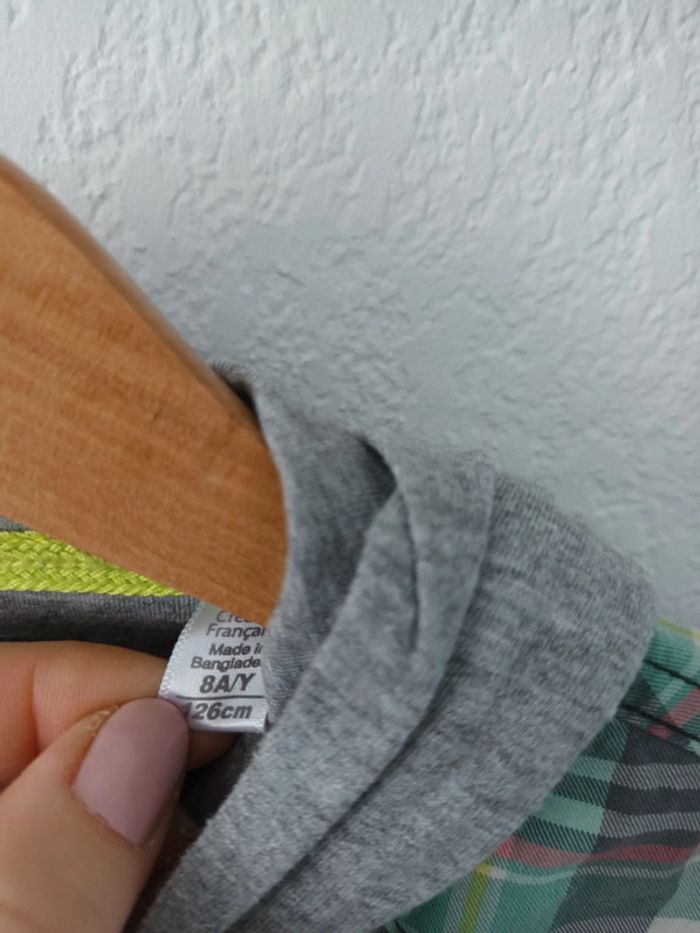 Chemise doublée / surchemise à capuche Okaïdi 8 ans - photo numéro 3