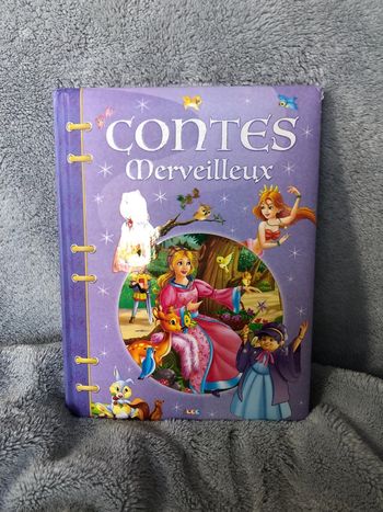 Livre contes merveilleux