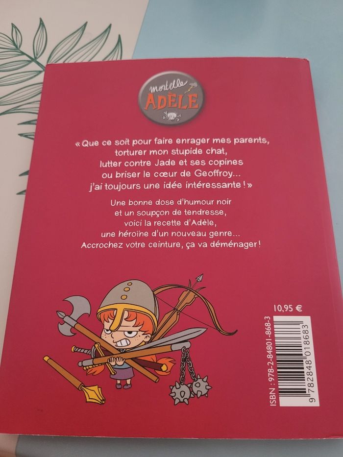 livre mortelle adèle l'enfer,c'est les autres  (7e) - photo numéro 4