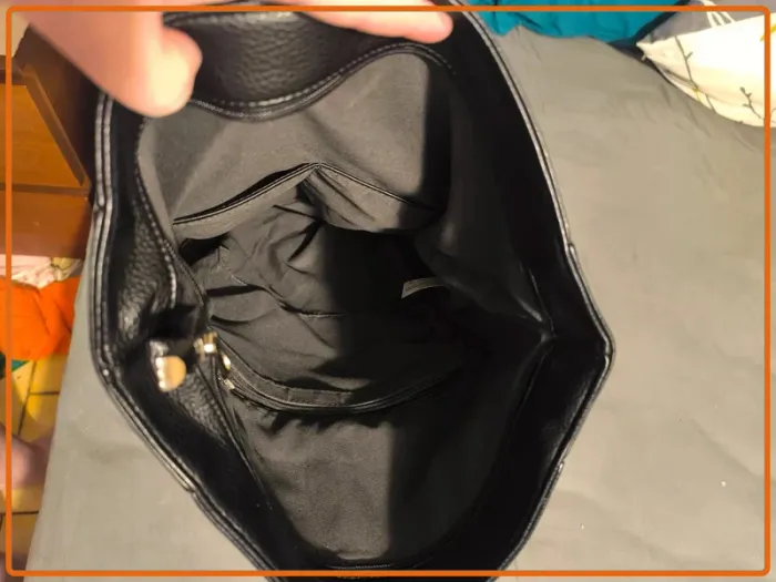 Sac à main (sac à dos) noir - photo numéro 6