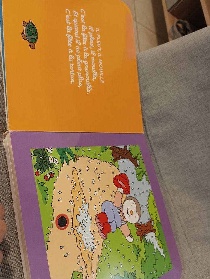 Livre sonore T'choupi chante les premières comptines - photo numéro 6