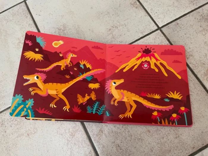 Livre sonore Ecoute et découvre les dinosaures - photo numéro 3