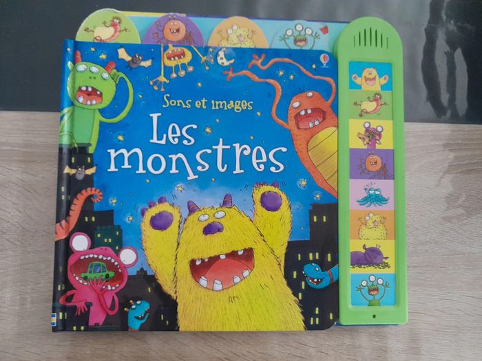 gros livre sonore - les monstres