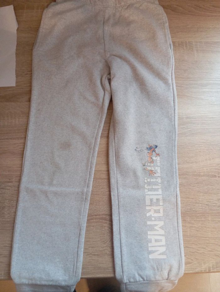 Lot 5 bas de jogging avec accros taille 8ans - photo numéro 5