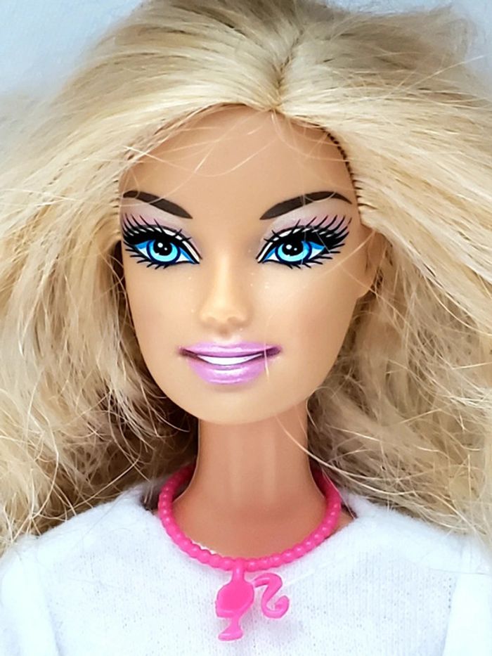 Lot de 3 poupée Barbie jambes et bras fixes - photo numéro 16