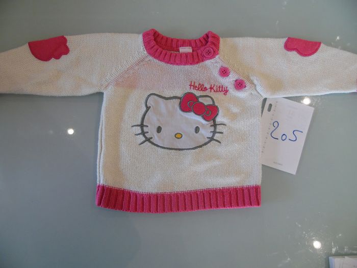 pull 12 mois hello Ketty - photo numéro 2