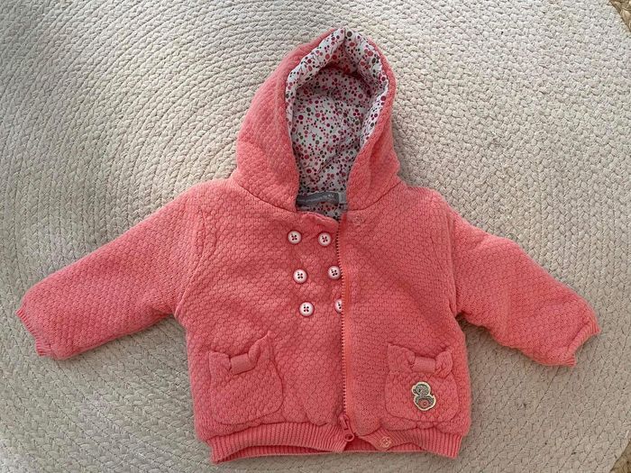 Gilet à capuche