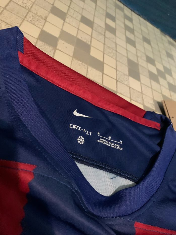 Maillot Barcelon 23/24 - photo numéro 3