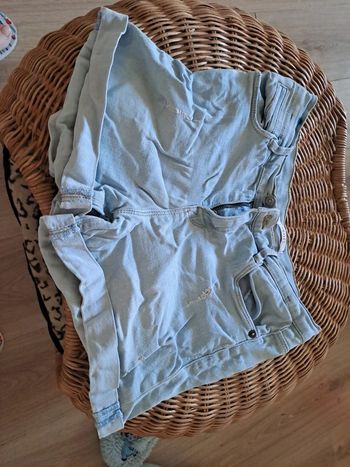 Short jean