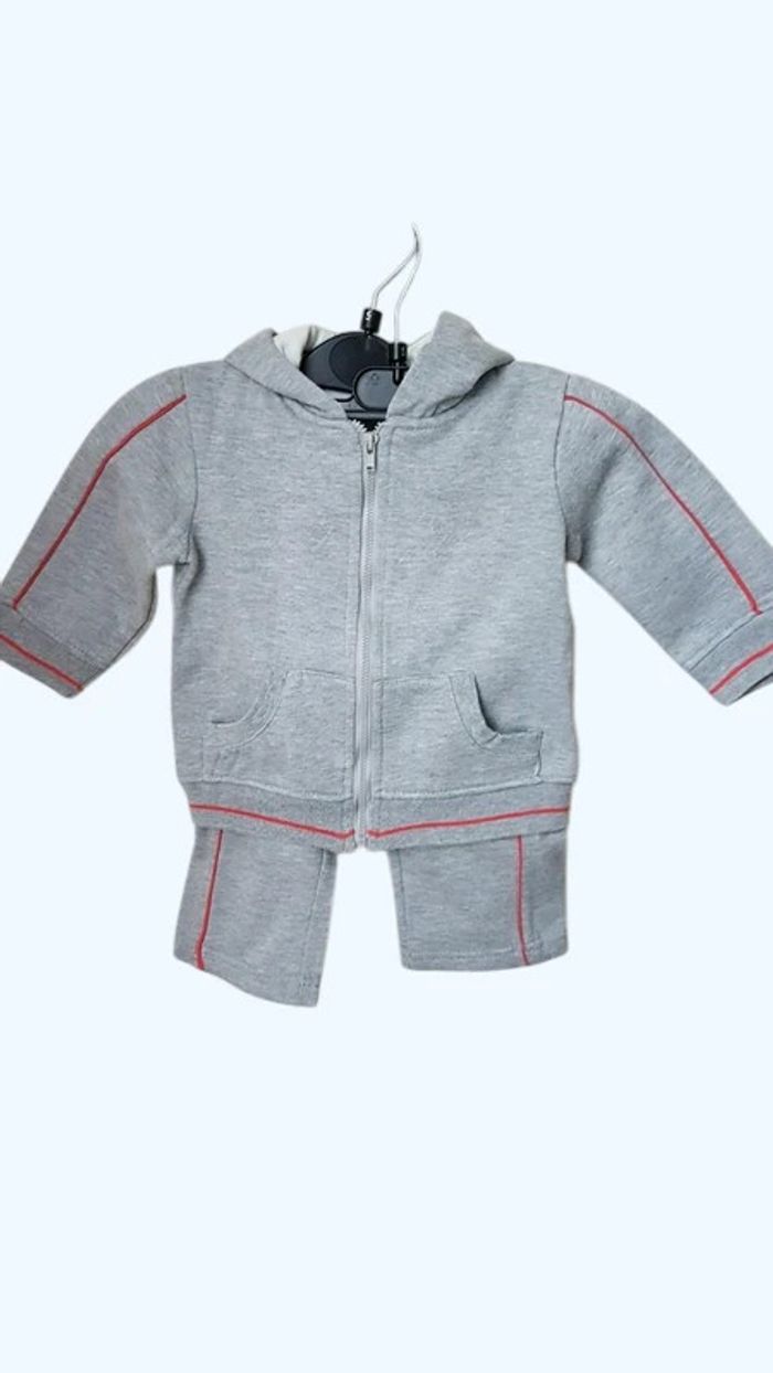 Ensemble jogging gris clair doublé polaire - T. 12 mois