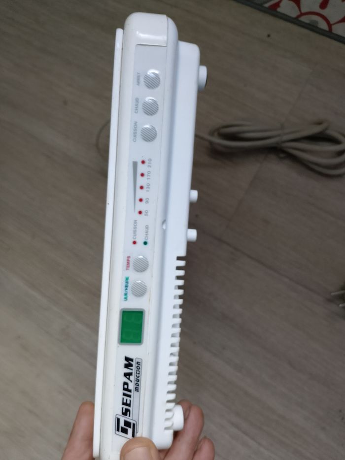 Plaque induction en céramique Seipam - photo numéro 3