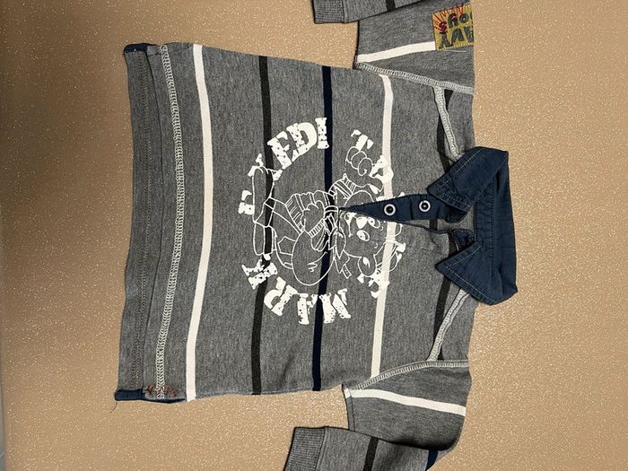 Lot pulls 18 mois - photo numéro 2