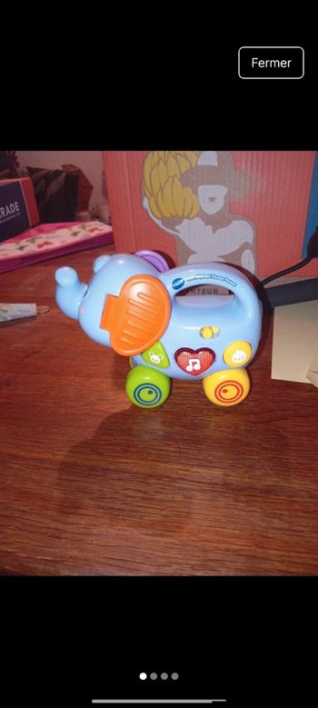Jeu mon éléphant pousse pousse VTech