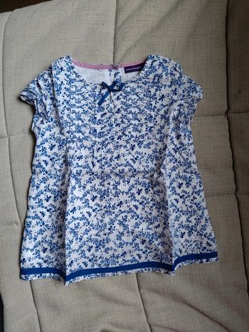 Blouse bleu papillon