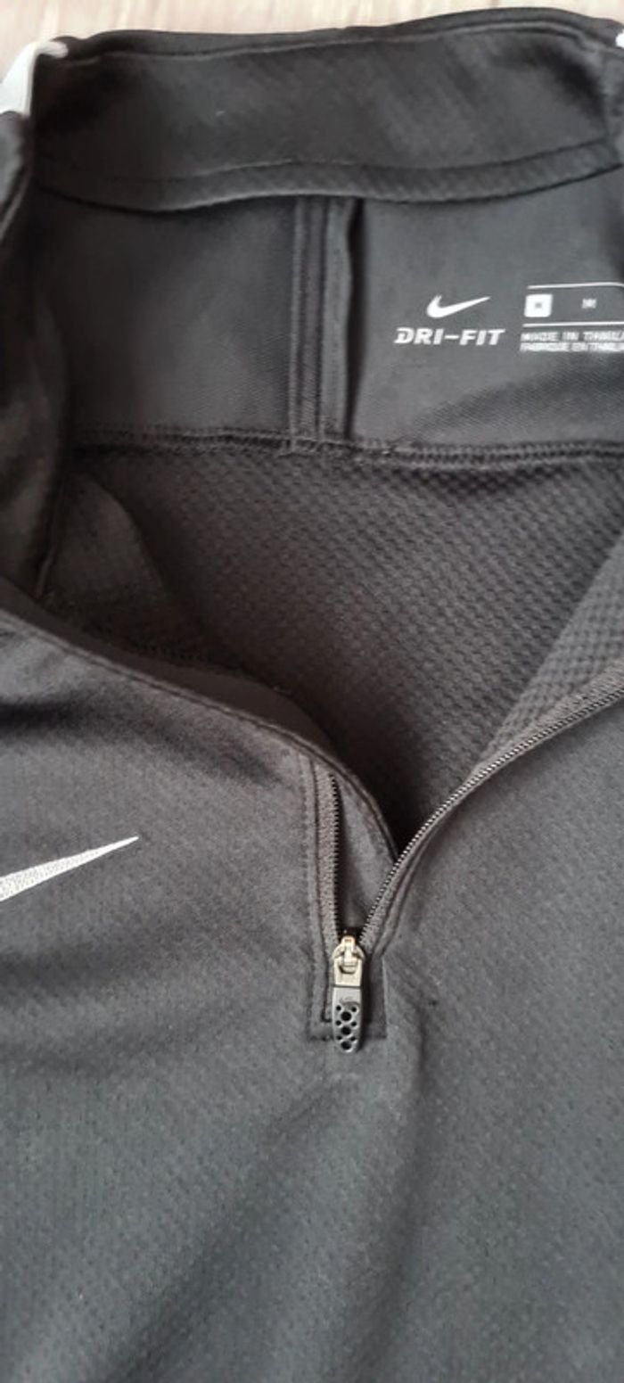 Ensemble Nike - photo numéro 2