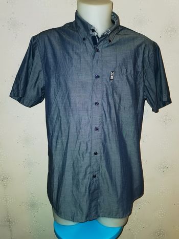 D2075 - chemise homme taille XL