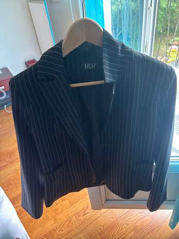 Veste courte  rayée taille 42