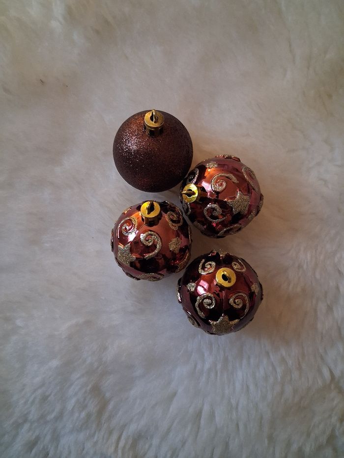 Lot de 4 boules de Noël 🎄 marron et doré - photo numéro 3