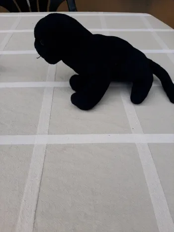 Peluche panthère noire
