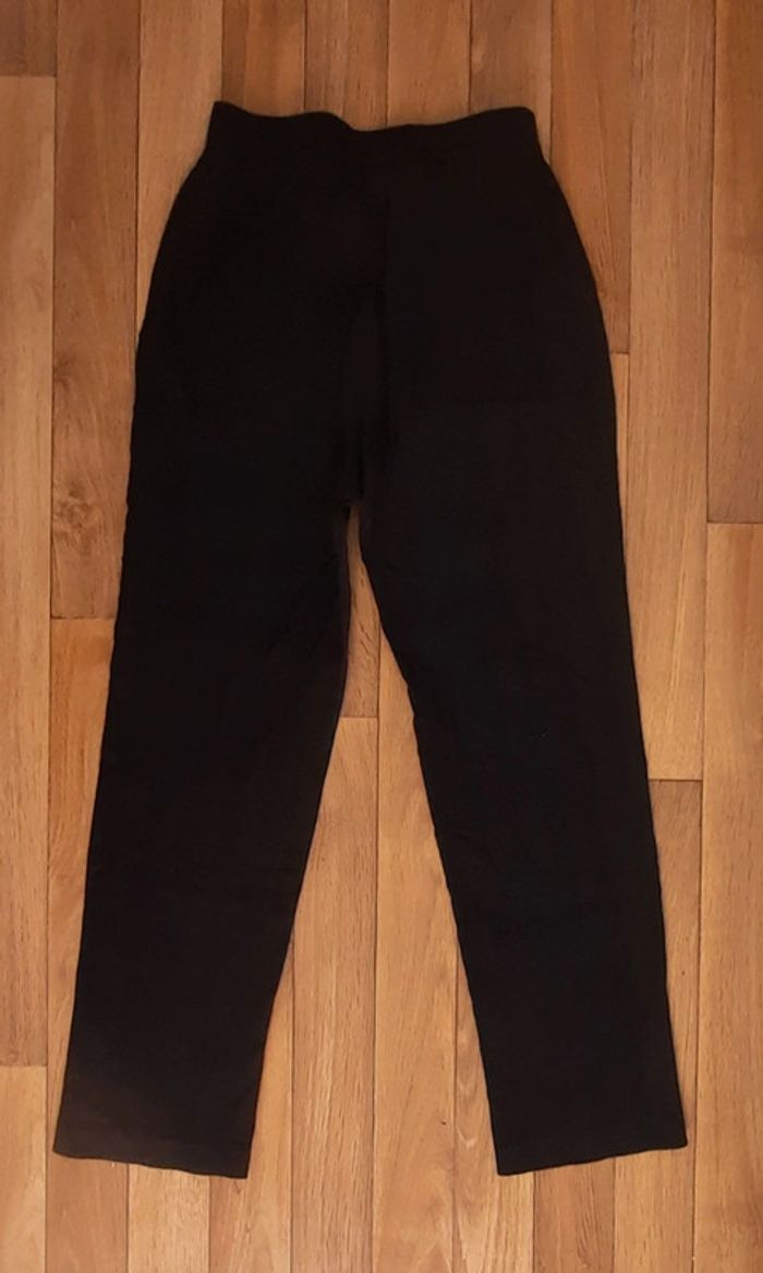 Pantalon noir rayé Taille 40