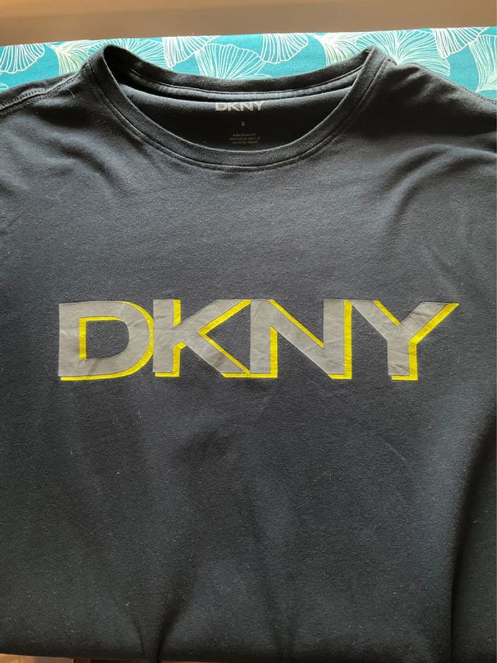 T-shirt noir pour homme DKNY taille S 331 - photo numéro 3