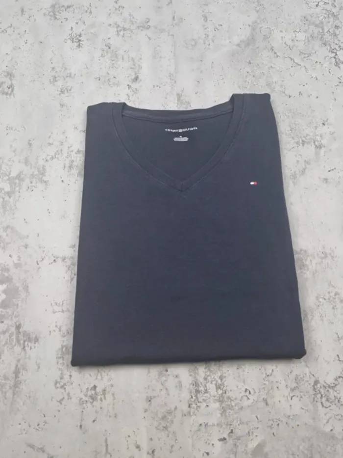 T-shirt col V Tommy Hilfiger bleu marine – Taille M Femme - photo numéro 2