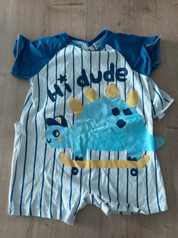 Combinaison short 24 mois