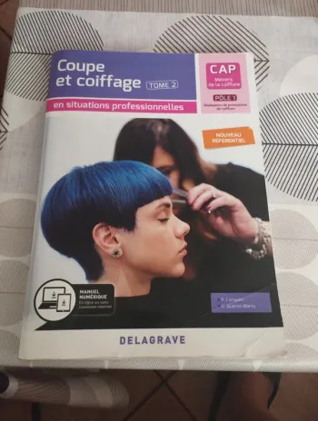 Livre CAP coupe et coiffage