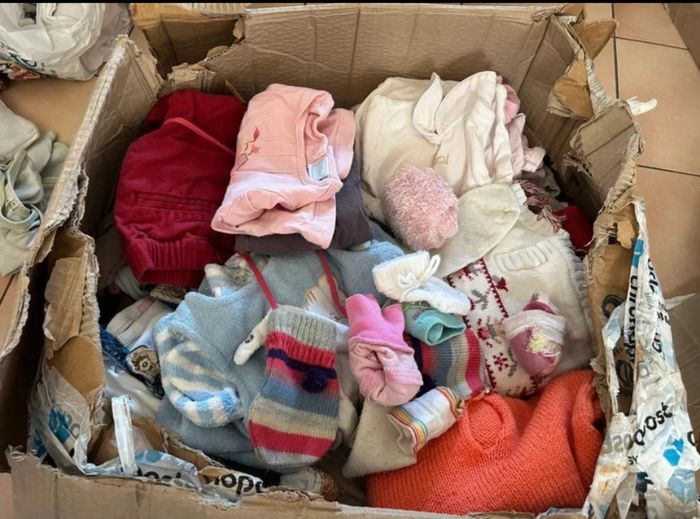 Lot de +63 vêtements taille 3 mois