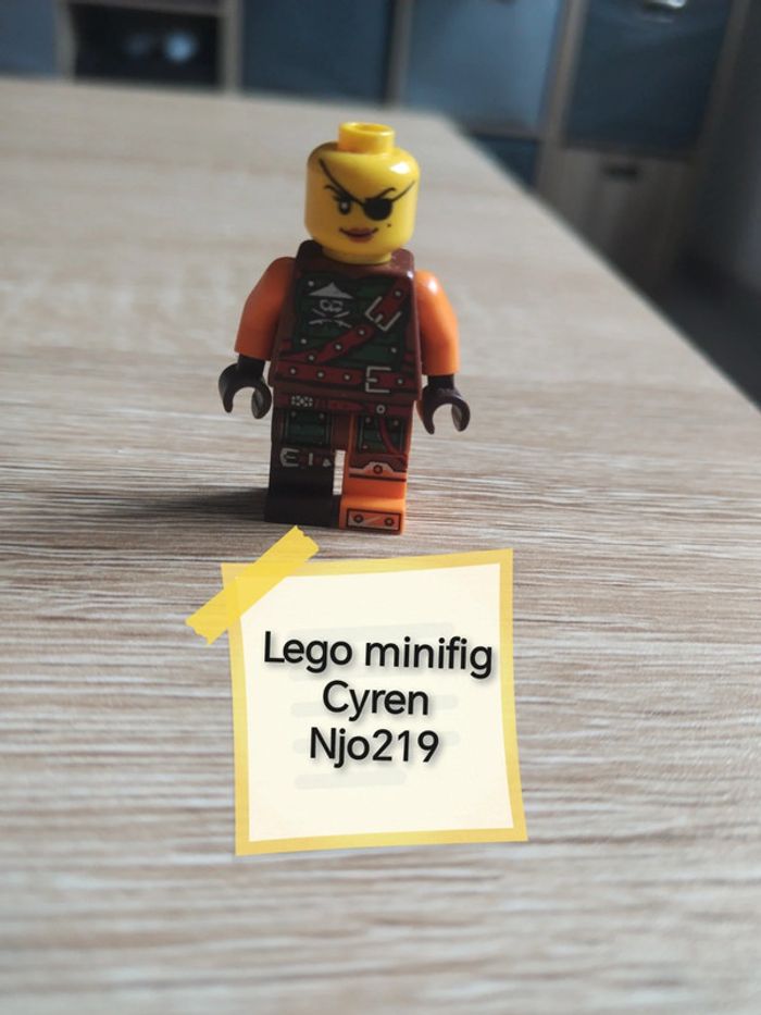 Lego minifig cyrien njo219