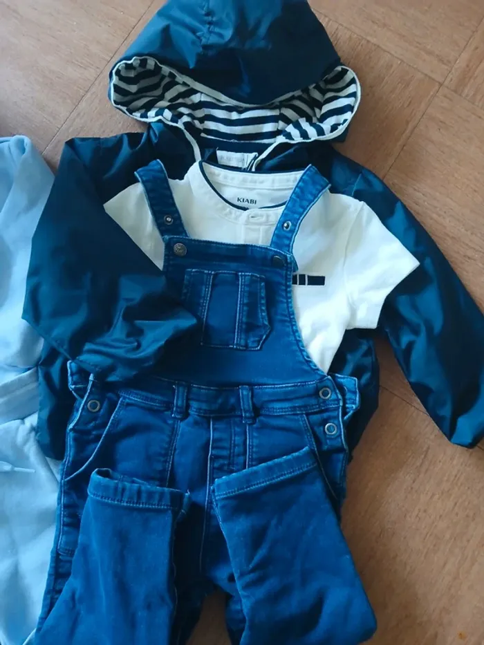 Lot vêtement bébé 2 ans multimarques jouet vtech offert - photo numéro 3